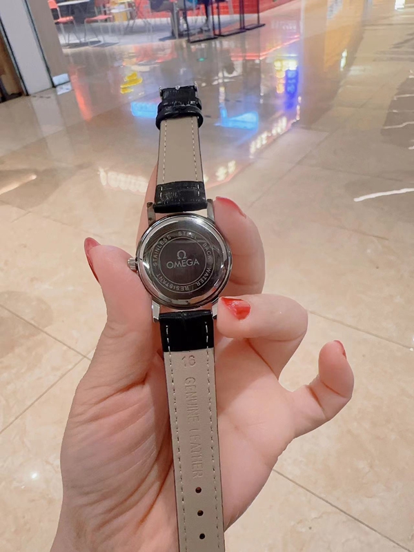 ブランド時計全体デザイン